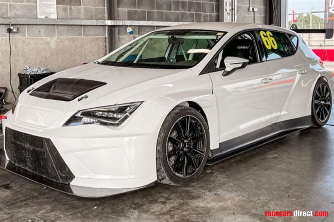 seat-tcr-2016-race-car-dsgabs