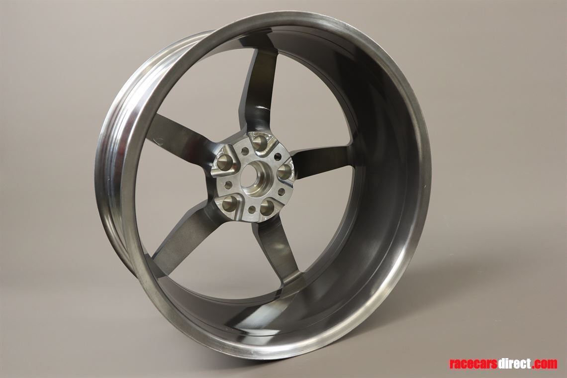 ferrari-california-t-front-wheel80x20-new