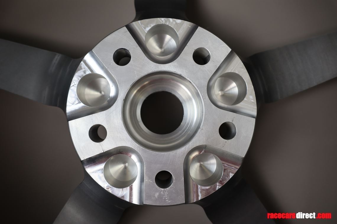 ferrari-california-t-front-wheel80x20-new