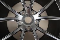 ferrari-f12-tdf-812-superfast-front-wheel-new