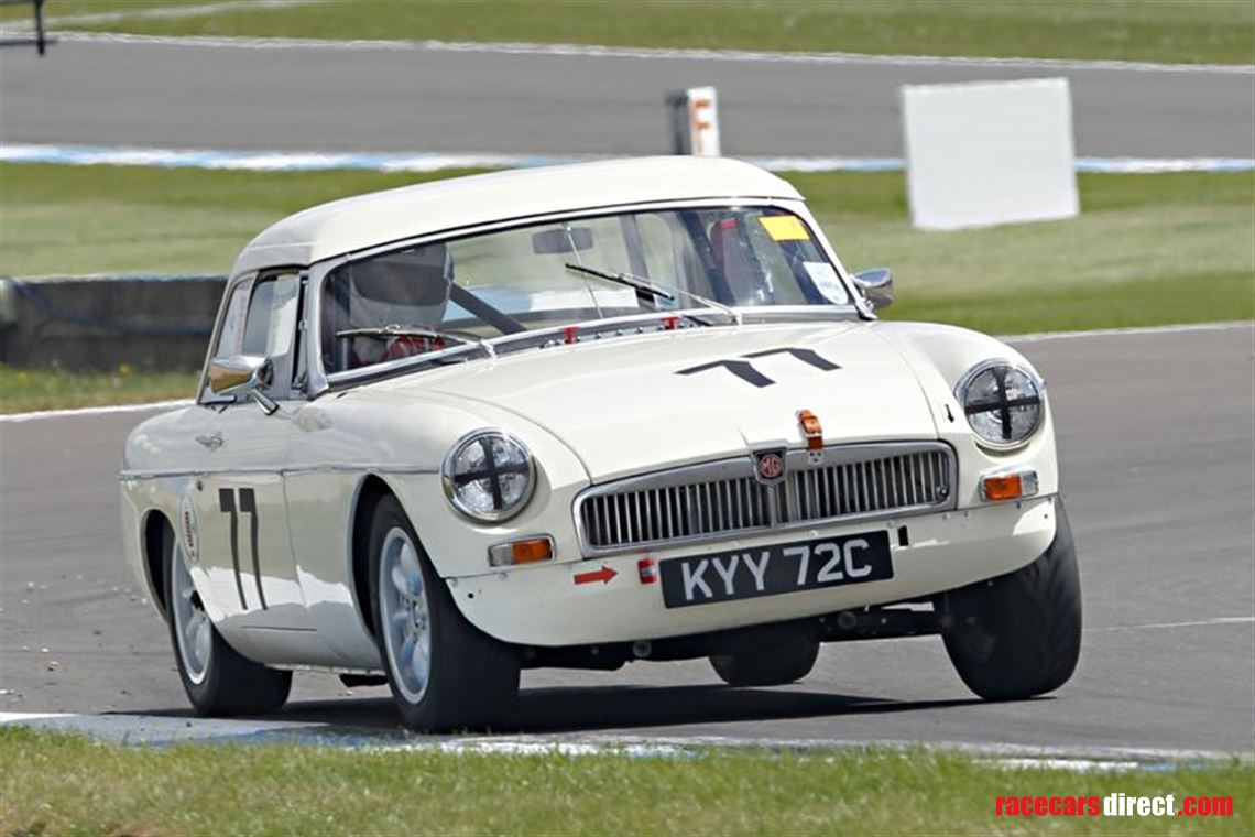1965-mgb---in-hscc-historic-road-sports-spec