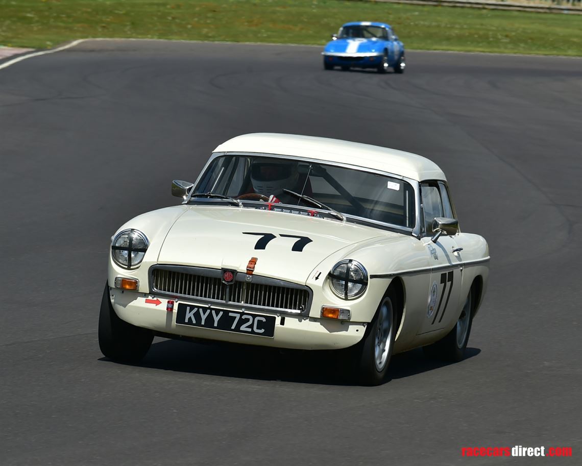 1965-mgb---in-hscc-historic-road-sports-spec