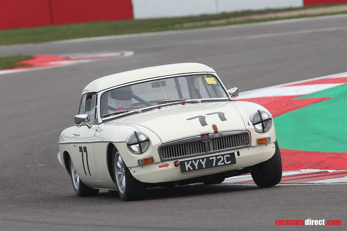 1965-mgb---in-hscc-historic-road-sports-spec