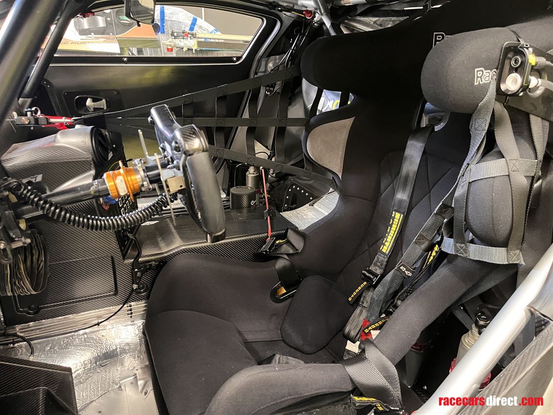 2019-aston-martin-vantage-gt3