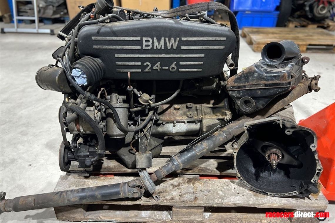 bmw-m635-csi-m6-e24-m5-e24-m883-engine