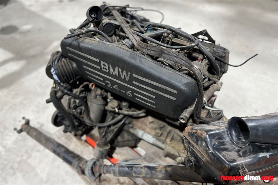 bmw-m635-csi-m6-e24-m5-e24-m883-engine