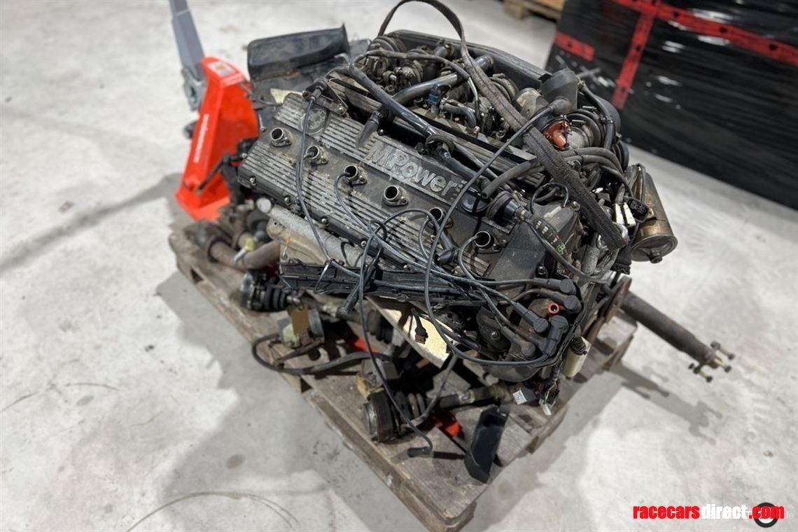 bmw-m635-csi-m6-e24-m5-e24-m883-engine