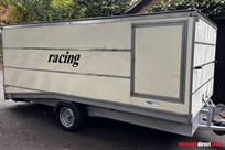 lightweight-enclosed-race-trailer-single-axle
