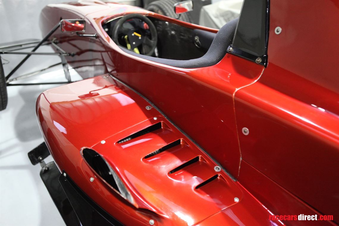 tattus-formula-renault-2000