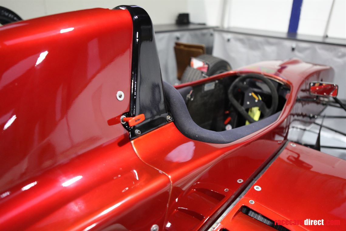 tattus-formula-renault-2000