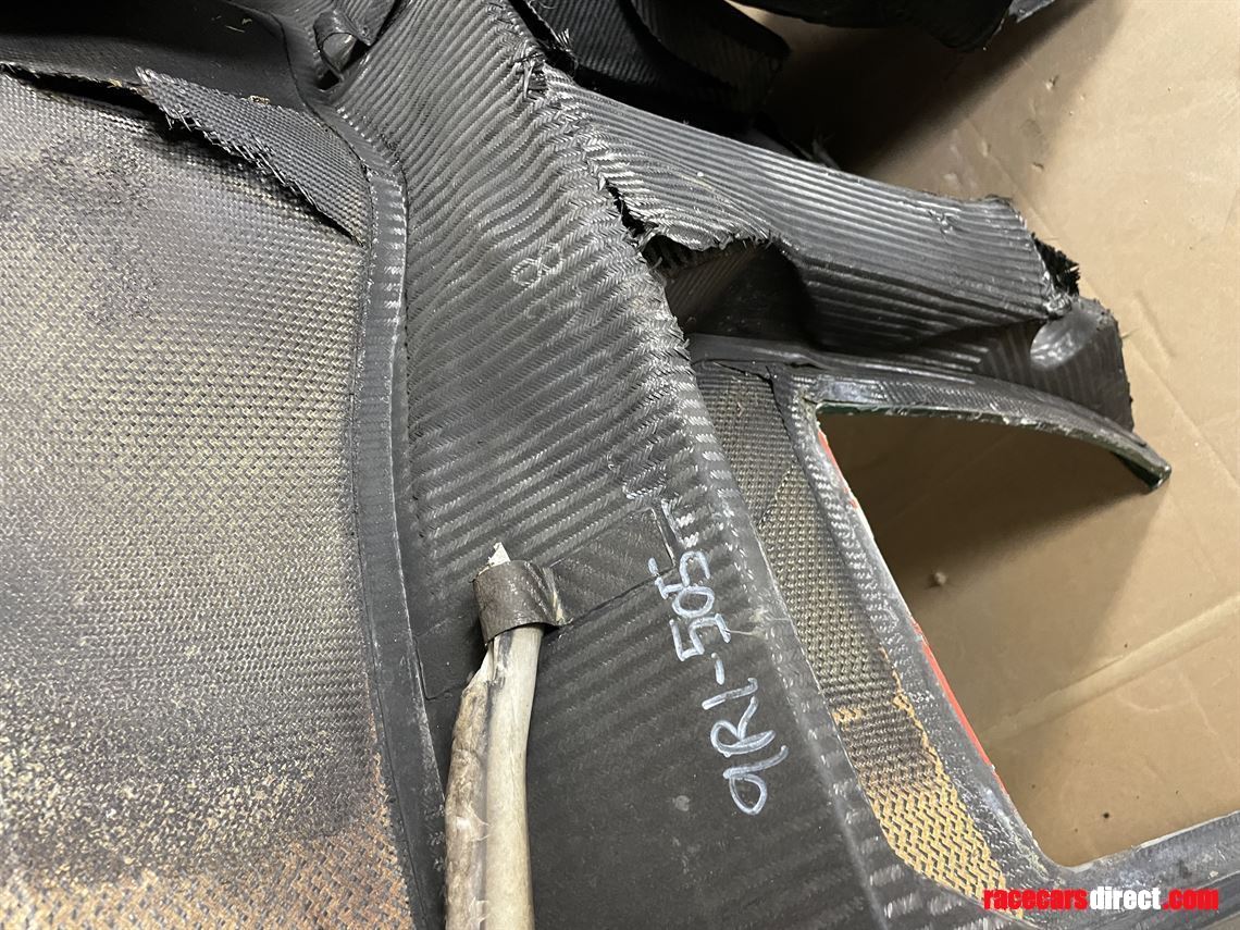 porsche-911-gt1-rear-bonnet-fia-gt-1998