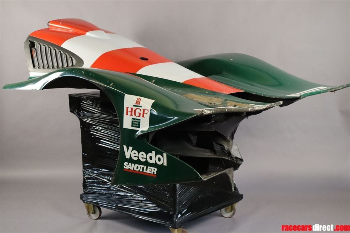 porsche-911-gt1-rear-bonnet-fia-gt-1998