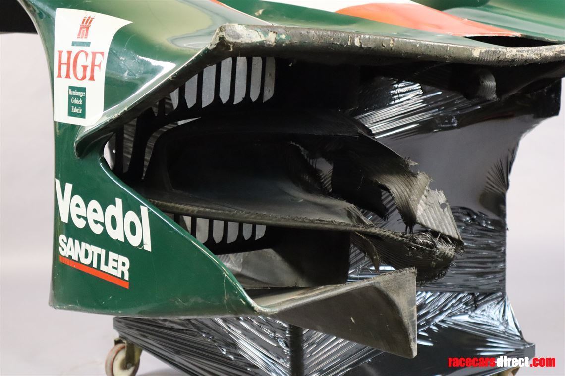 porsche-911-gt1-rear-bonnet-fia-gt-1998