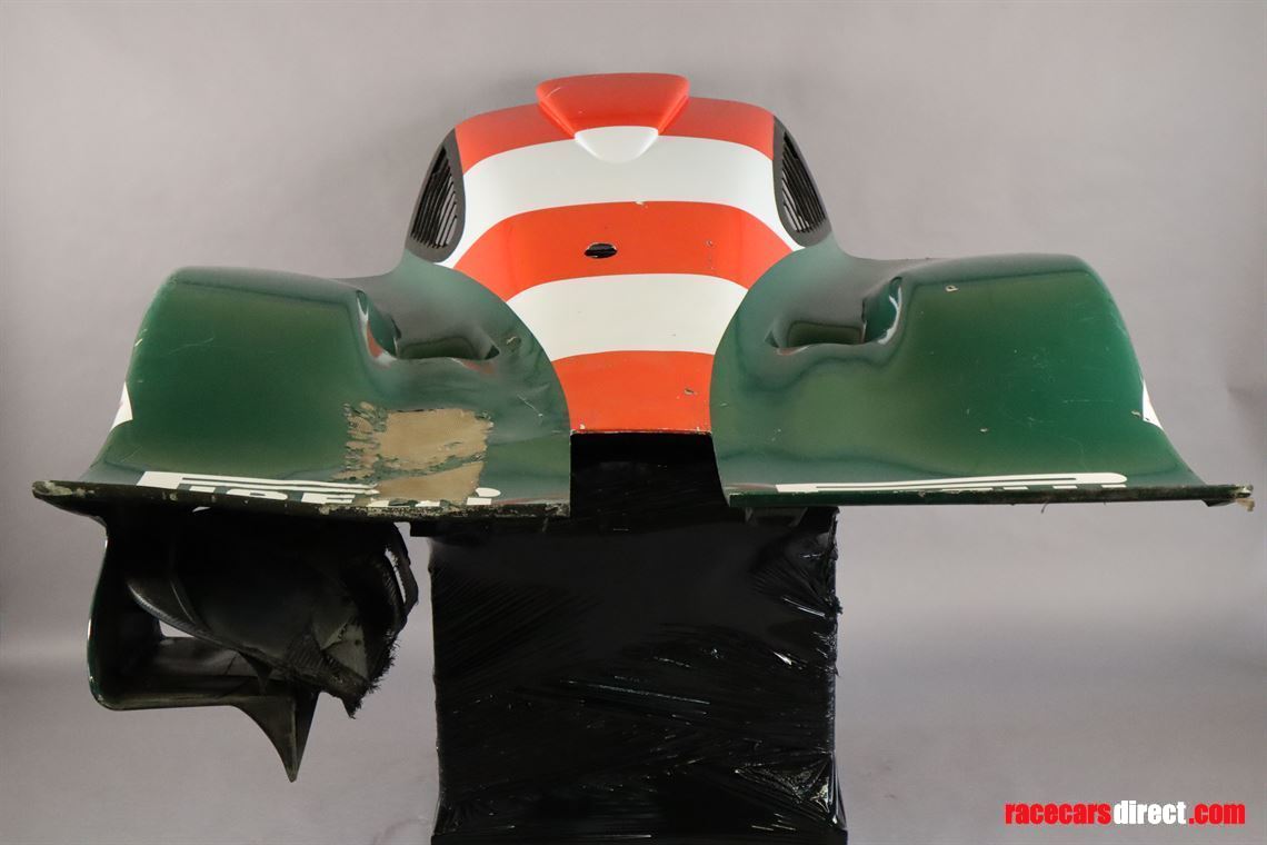 porsche-911-gt1-rear-bonnet-fia-gt-1998