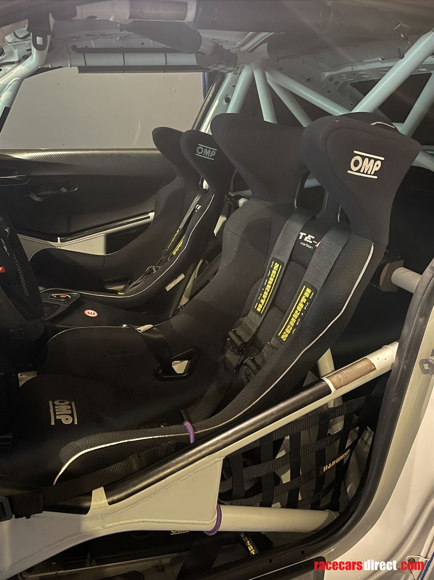 bmw-motorsport-m235i-racing-cup