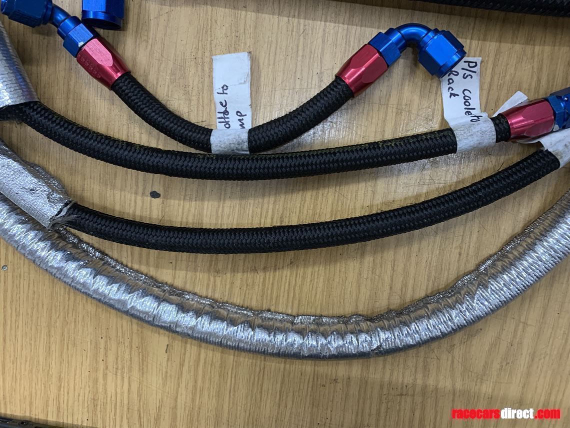 textile-braided-racing-hoses-earls-ends