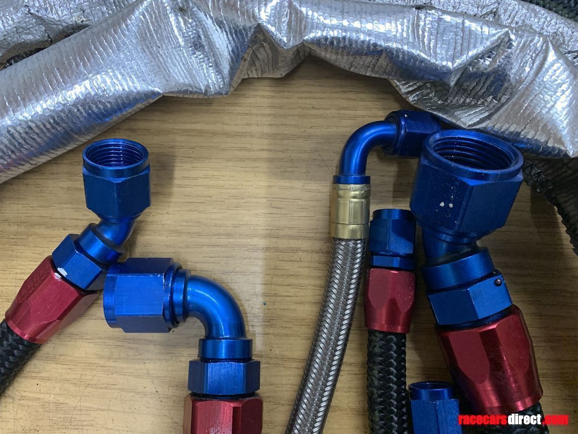 textile-braided-racing-hoses-earls-ends