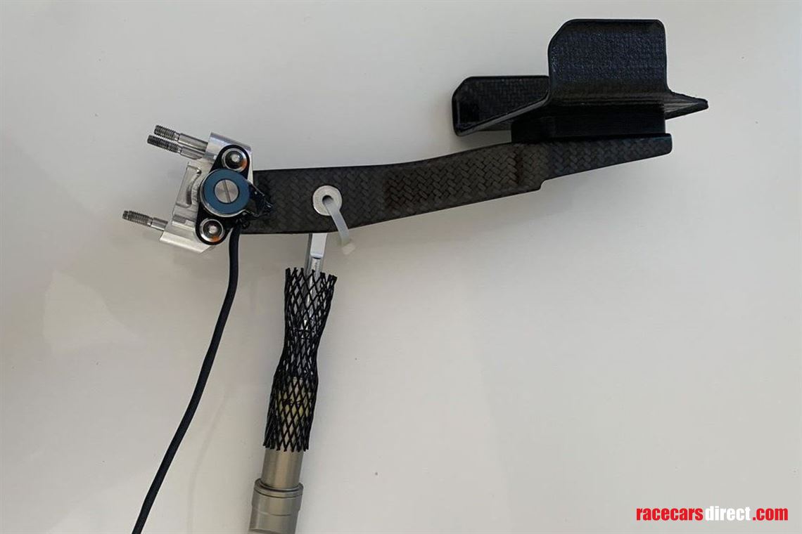 caterham-formula-1-acceleratorthrottle-pedal