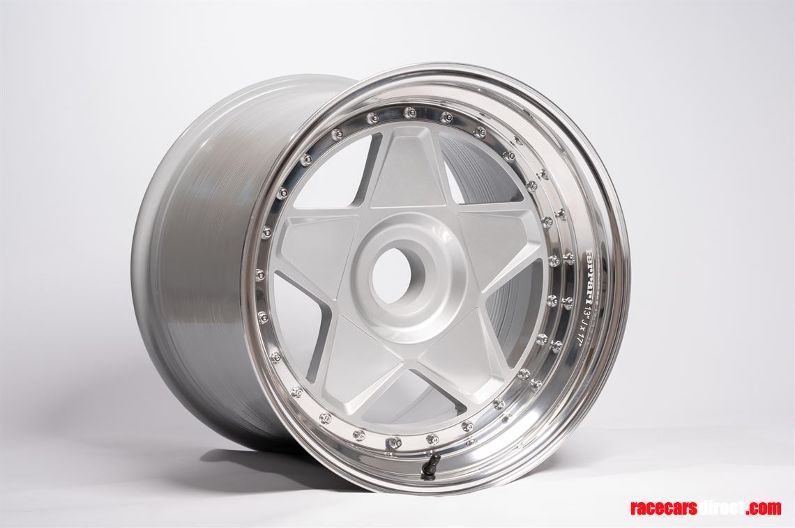 ferrari-f40-reproduction-wheel-set