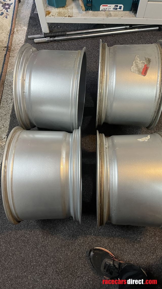 speedline-centerlock-wheels