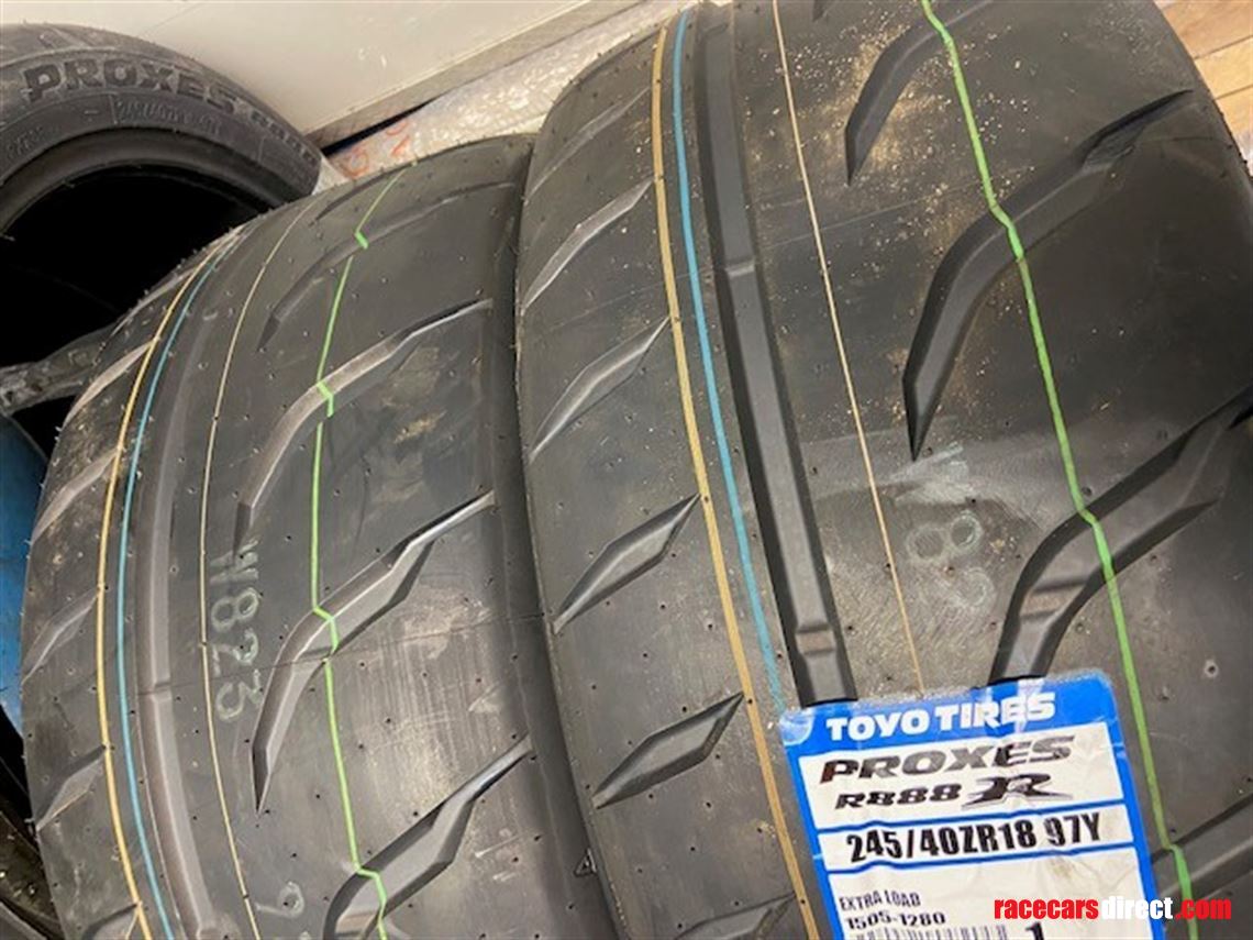 4x-r888-toyo-tyres-245-40zr-18