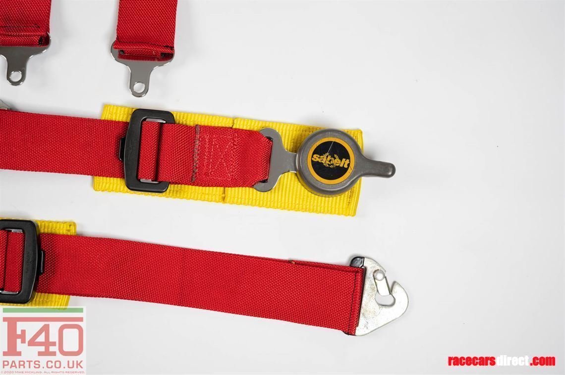 ferrari-f40-safety-belts-1987