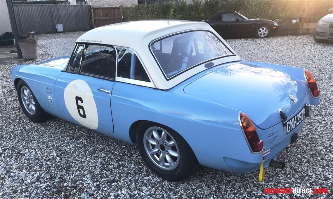 mgb-historic-racer