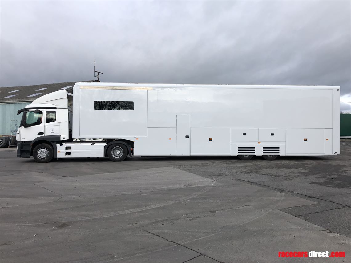 bischoff-and-scheck-and-merc-actros-race-truc