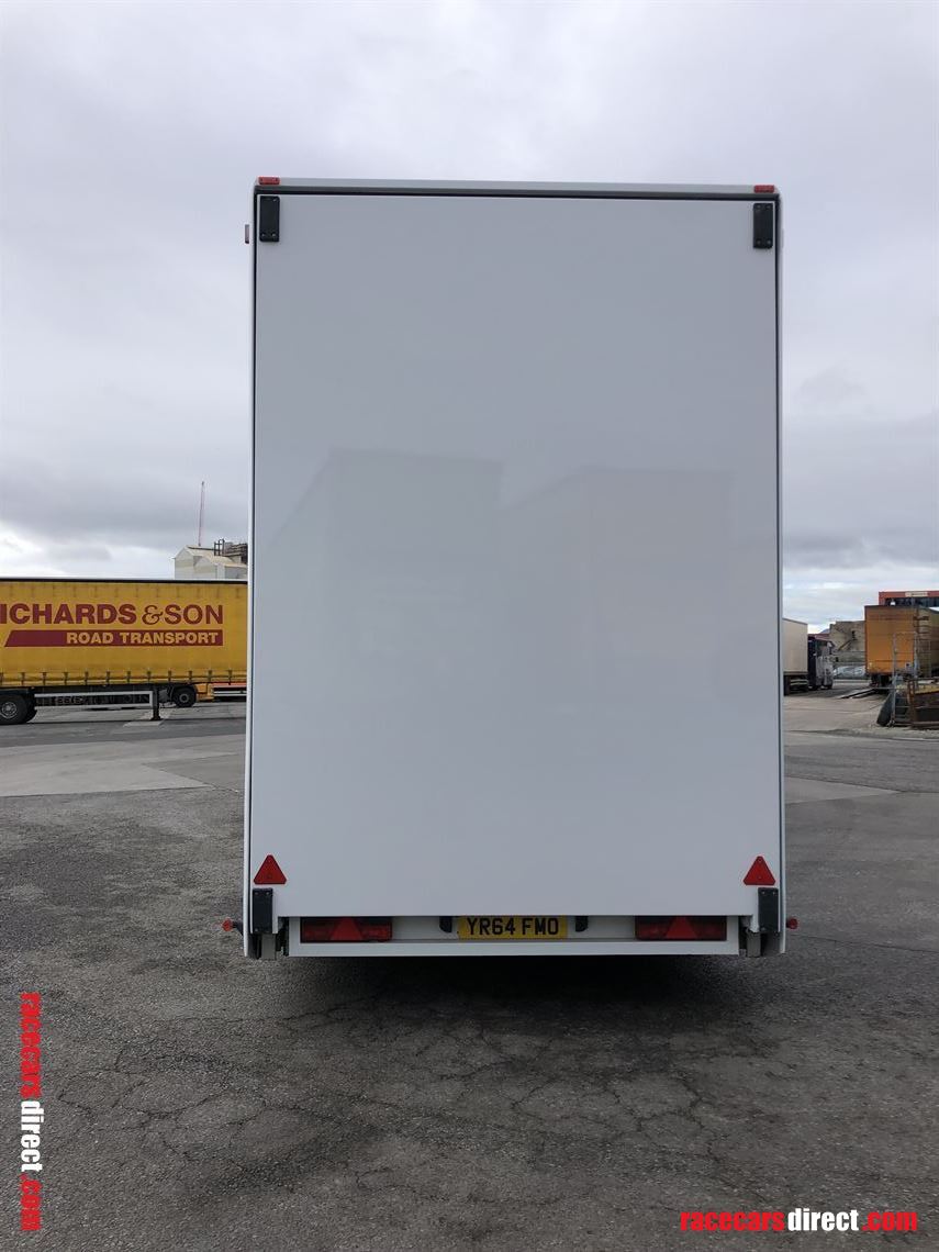 bischoff-and-scheck-and-merc-actros-race-truc