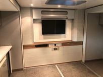 bischoff-and-scheck-and-merc-actros-race-truc