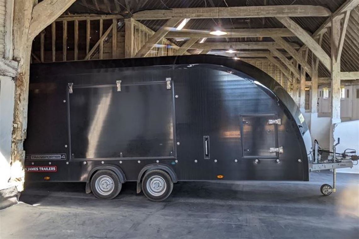 brian-james-race-transporter-4