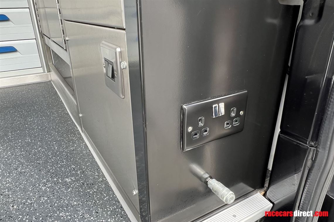 kart-bike-race-day-van-transport-workshop-no