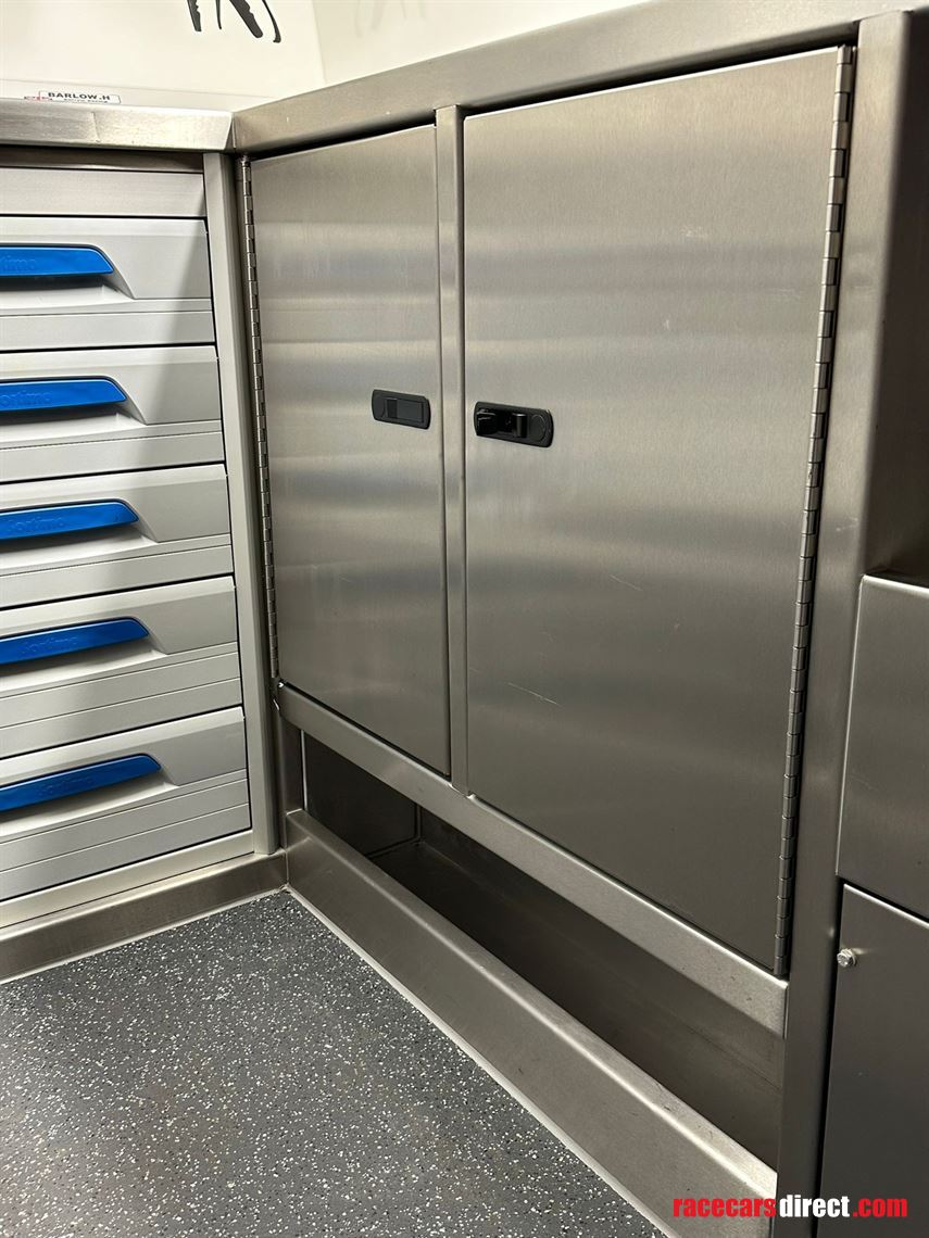 kart-bike-race-day-van-transport-workshop-no