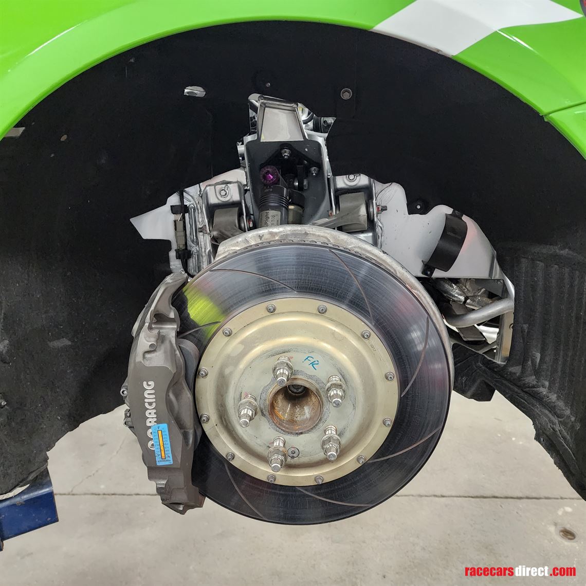 mercedes-amg-gt4-evo