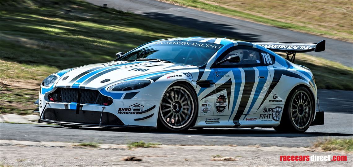 aston-martin-vantage-gt4