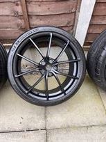 genuine-20-inch-ferrari-pista-488-wheels-mich