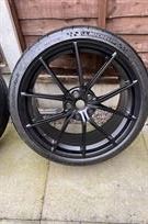 genuine-20-inch-ferrari-pista-488-wheels-mich