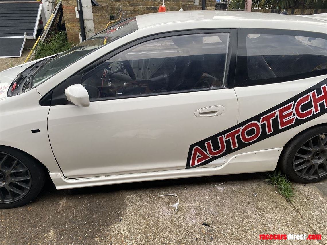 honda-civic-type-r-civic-cup-race-car