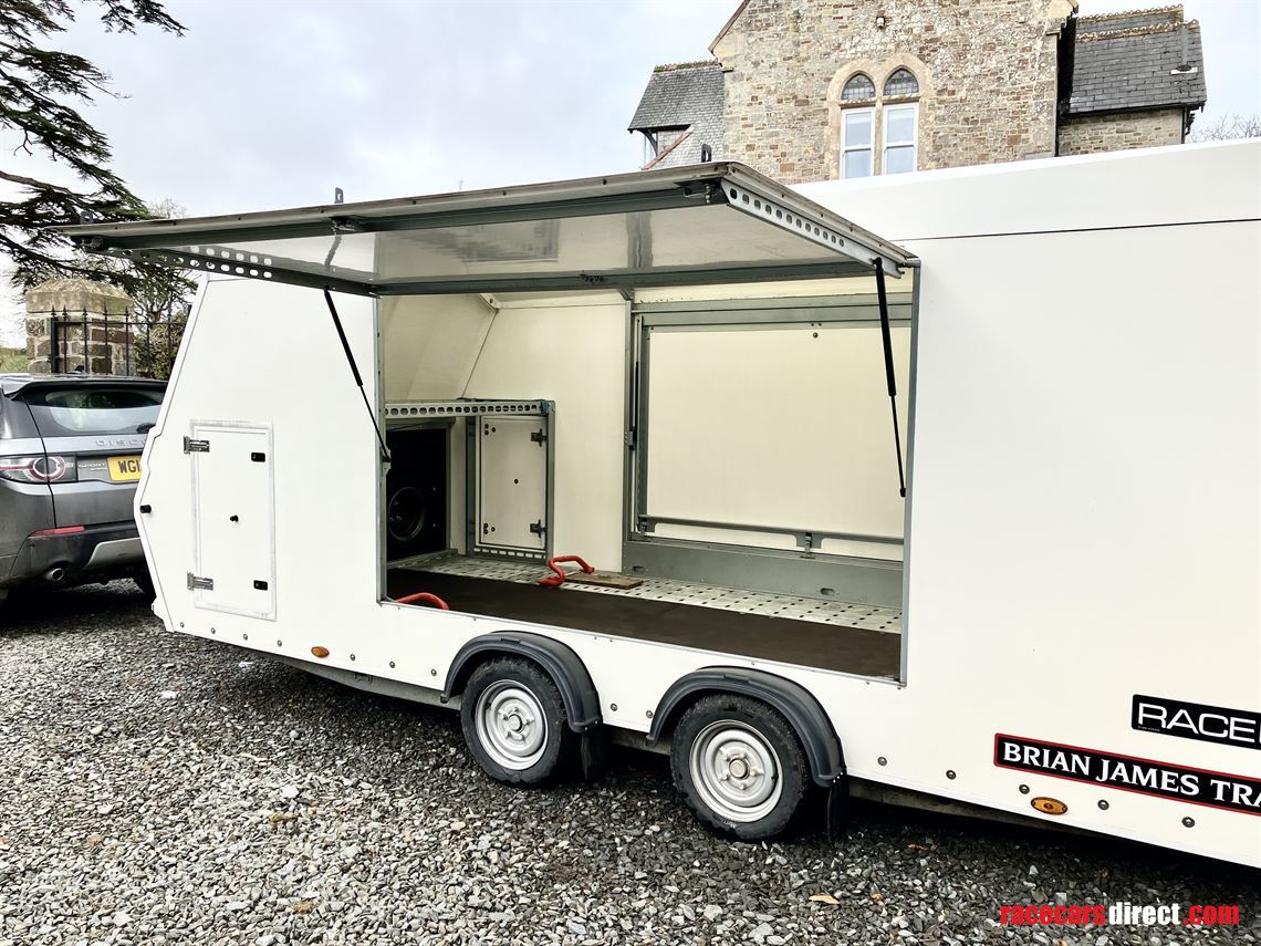 brian-james-340-5000-racesport-trailer