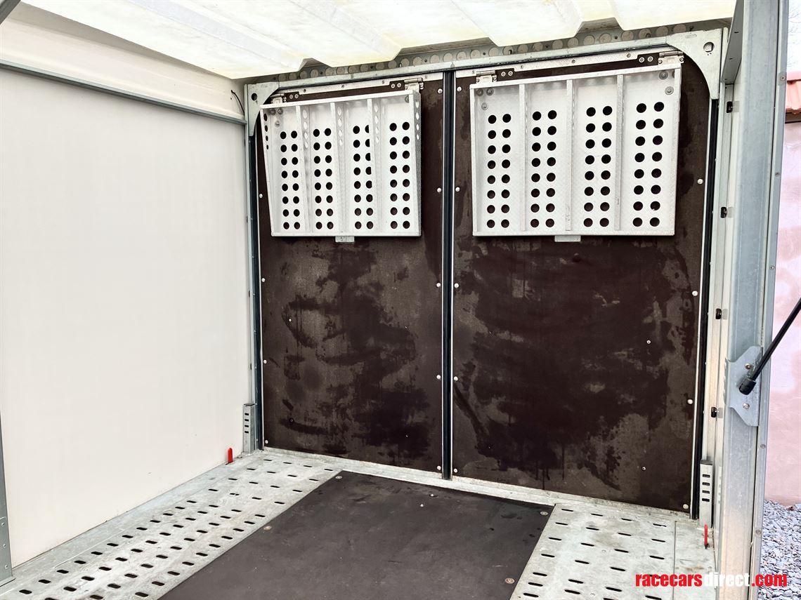 brian-james-340-5000-racesport-trailer