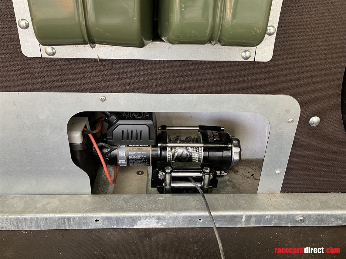 brian-james-340-5000-racesport-trailer