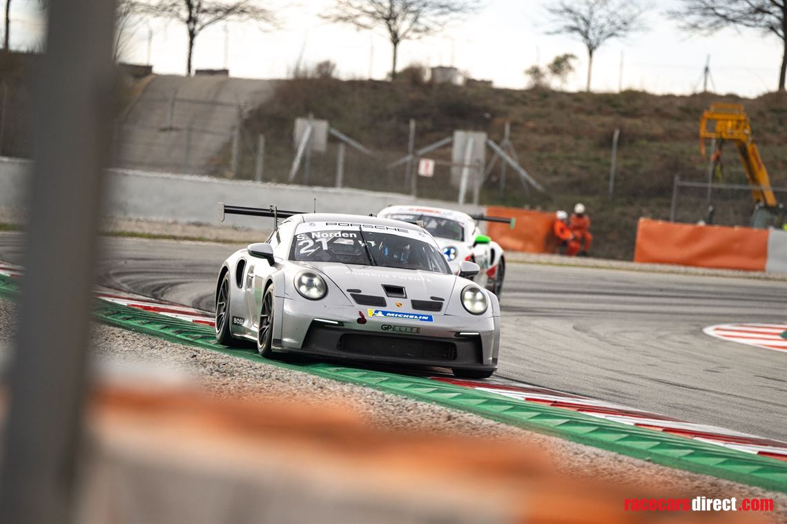 porsche-992-cup-my2021-for-sale-just-reshelle