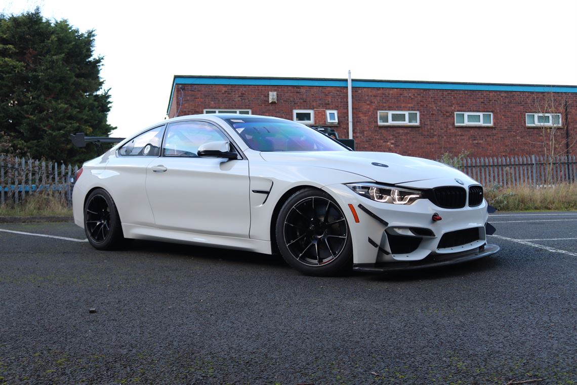 bmw-m4-gt4-evo-2021-homologated