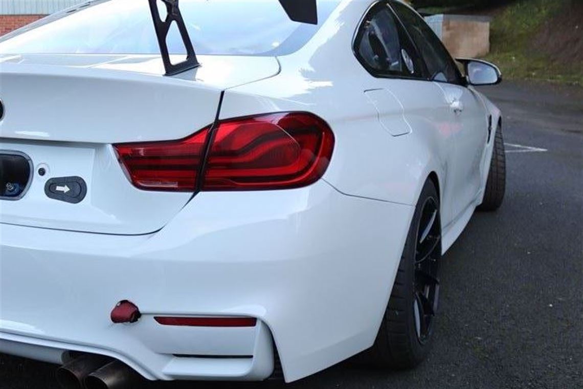 bmw-m4-gt4-evo-2021-homologated