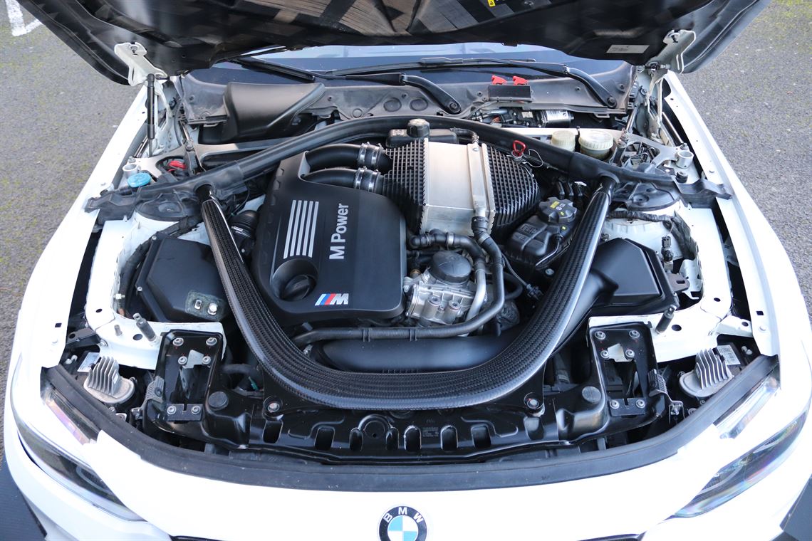 bmw-m4-gt4-evo-2021-homologated