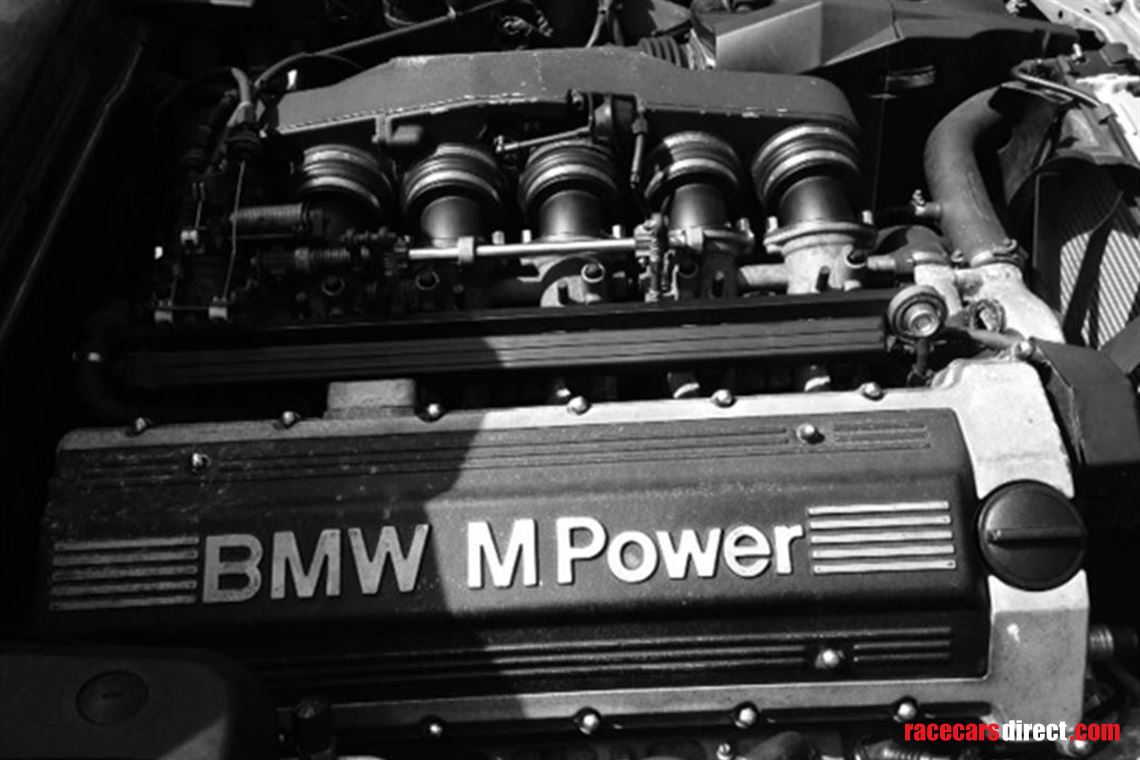 bmw-e34-m5-engine