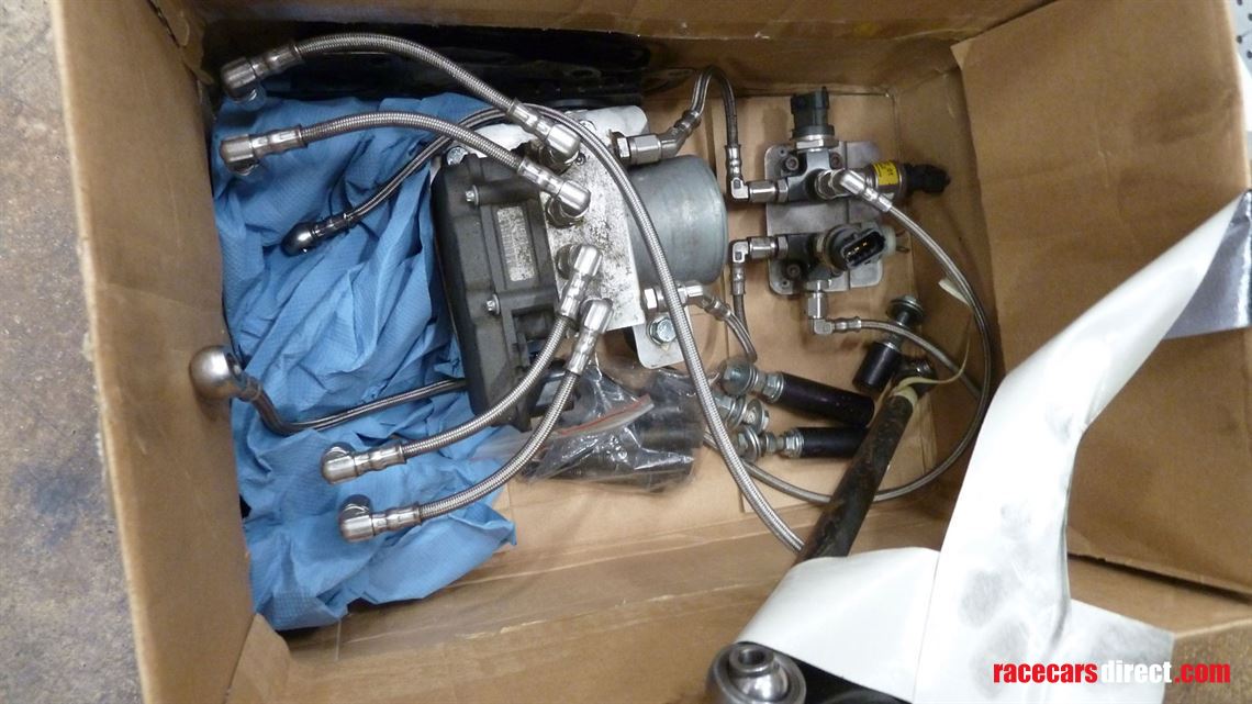 matech-ford-gt3-spare-package