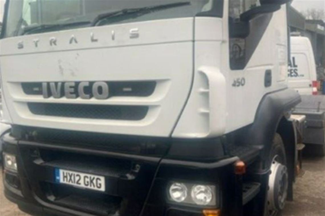 iveco-stralis-race-truck