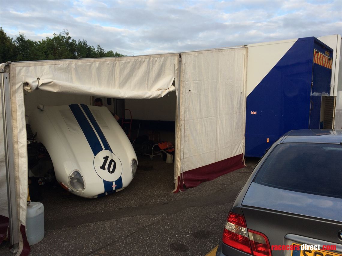 race-car-transporter-with-awning