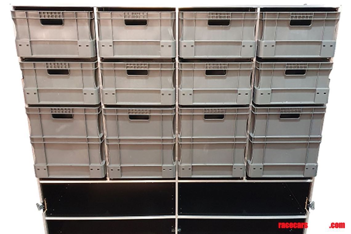 12-x-euro-container-flight-case-with-shelving